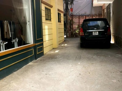 Chính chủ cho thuê sàn tầng 2 làm văn phòng thông phòng tại ngõ 126 khuất duy tiến. 4