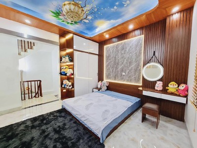 Bán nhà phố mỹ đình 46m2 xây 5 tầng nội thất cao cấp , 97tr/m 0