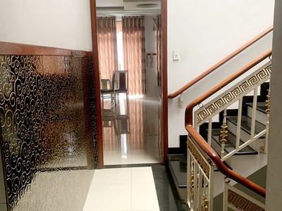 Xe tải ngủ trong nhà, 94m2, 4 tầng, 6pn, tân kỳ tân quý giá 10 tỷ 2