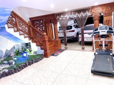 Bán nhà mặt phố nguyễn văn, gia lâm 100m, 5 tầng, 5,5m,  nội thất sịn sò cực hiếm. 1