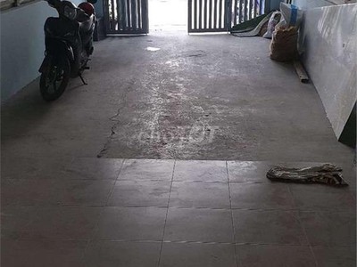 Chính chủ bán gấp căn nhà trí đẹp    giá ưu đãi tại huyện nhà bè, tphcm 2