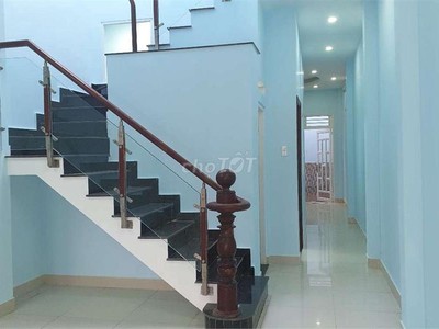 Chính chủ bán gấp căn nhà trí đẹp    giá ưu đãi tại huyện nhà bè, tphcm 1