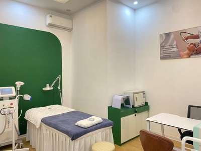 Chính chủ cần share mặt bằng thẩm mỹ viện spa địa chỉ : 14 phạm tuấn tài, cầu giấy, hà nội 2