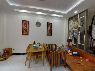 Bán nhà ngọc hồi, ô tô đỗ của,  thoáng trước sau, sau quy hoạch ra mặt phố, nhà 5 tầng, mt 4. 2