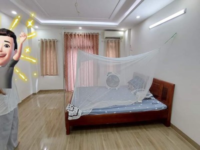 Bán nhà ngọc hồi, ô tô đỗ của,  thoáng trước sau, sau quy hoạch ra mặt phố, nhà 5 tầng, mt 4. 4