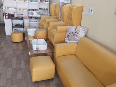 Chính chủ cần sang nhượng tiệm nail gội địa chỉ: 112 đường liên khu 8-9, bình hưng hoà a, bình tân, 0