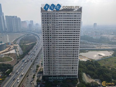 Chính chủ cần bán gấp căn 2n2vs flc complex phạm hùng 70m2 sổ đỏ, view công viên, đủ nt giá rẻ 3tỷ6 4