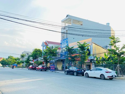 Đất nền bình yên giá hơn tỷ . đường thông 2 ô tô tránh nhau 2