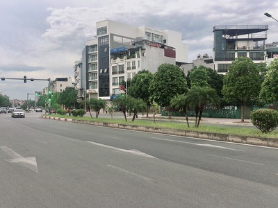 GẤP   Bán Đất Ngõ 135 Bồ Đề, Hồng Tiến, 100m2, MT5m, Phân Lô, Ô Tô Thông, Kinh Doanh 0