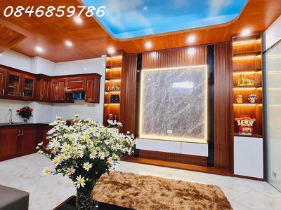 Bán nhà mỹ đình,mới tinh,ở luôn,full nội thất-giá 4,3 tỷ thương lượng 1