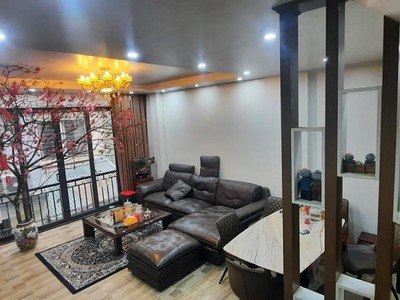 Bán nhà 5t nguyễn khánh toàn cầu giấy oto kinh doanh 2 thoáng mới đẹp chỉ 9,8 tỷ 1