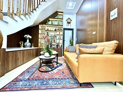 Bán nhà ngọc khánh 35m 5 tầng 6 tỷ 0