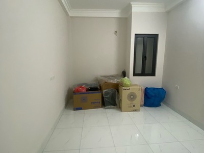 Bán nhà trịnh đình cửa 44m . 4 tầng. 5,35 tỷ ô tô sát mặt phố 3
