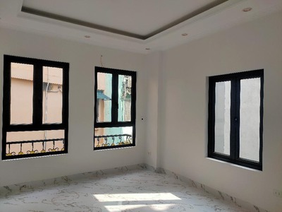 Bán nhà định công thượng ô tô đỗ cổng 45m . 5 tầng. mặt tiền 4m. 4,9 tỷ 3