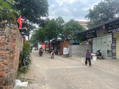 Chính chủ bán nhà 2 tầng 1 tum sổ riêng trung tâm sóc sơn 3