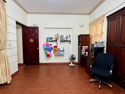 Bán gấp nhà Nguyễn Ngọc Vũ Cầu Giấy thang máy, ô tô, ở sướng 90m 4T 2
