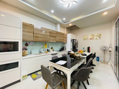 Bán Siêu Phẩm Nhà Phố Đường Hồ Văn Huê, Phường 09, Quận Phú Nhuận 7