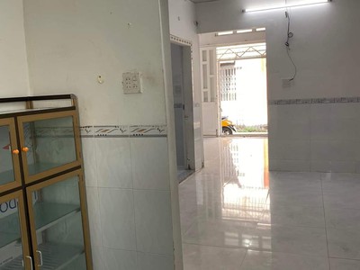 Cho thuê nhà trệt lửng hẽm 311 nguyễn văn cừ 4