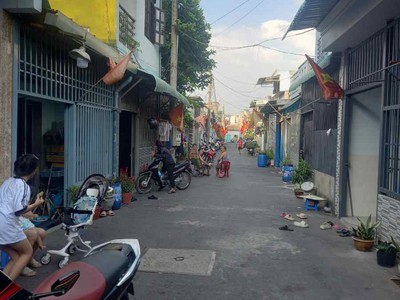 Chính chủ cần bán nhanh nhà mặt tiền  đường nguyễn thị khắp, phường tân đông hiệp, dĩ an bình dương 1