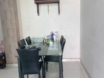 Cho thuê căn hộ H1, Đường Hoàng Diệu, Phường 9, Quận 4 : -	Diện tích 75m2, 2PN, 2WC, đầy đủ nội thất 3