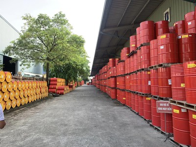 Đại lý phân phối dầu động cơ, dầu thủy lực công nghiệp Shell chính hãng tại TPHCM. 3