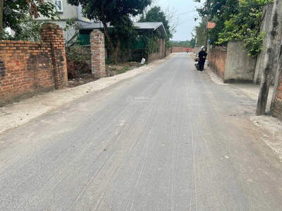 Hot  bán lô 367m2. full thổ cư. đường nhựa xe công đỗ cửa. tại phú thịnh, xã minh phú 1