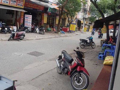 Chuyển nhượng cửa hàng giặt là địa chỉ: 112/24, đường kim đồng, phường giáp bát, quận hoàng mai, hà 4