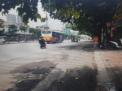 Bán đất mặt phố Ngọc Hồi vỉa hè 6m. 160m2 hai mặt tiền ô tô kinh doanh chỉ 16,5 tỷ. LH: E Thúy 0