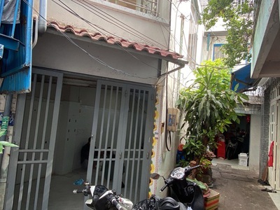 Bán nhà hậu giang, phường 11 , quận 6. dt 32m2x2 tầng  3.2x 10 . giá 2.5 tỷ tl 0