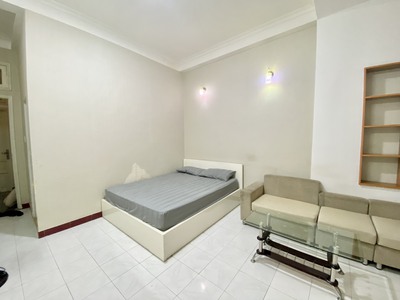 Phòng trọ Quận 1 phòng studio full nội thất, giặt sấy, nóng lạnh, lê thánh tôn 3