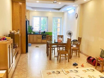 Bán nhà, hoàng quốc việt, nghĩa đô, cầu giấy, dt 110m2 5t thang máy, oto kinh doanh dòng tiền siêu 3
