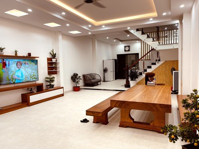 Bán nhà mặt tiền kdc phạm thế hiển ,120 m2 , 4 lầu chỉ 10,8 tỷ 0