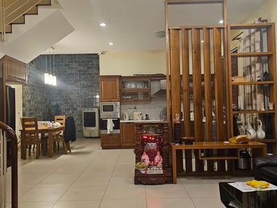 Bán nhà biệt thự 2 mt chu đồng tủ - lê minh xuân, 7.1x20m, 3 tầng - 5 pn, giá 22.99 tỷ 0