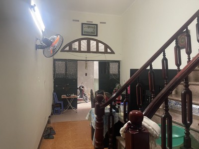 Bán nhà đội cấn ba đình 51m 4t mt4m giá chỉ 10 tỷ 8 0