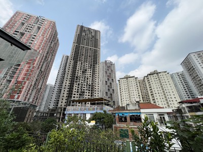 Sang nhượng nhà hàng lô góc biệt thự kđt văn khê-hà đông-230m2-4 tầng-1 hầm-giá thuê 40 triệu/tháng 0