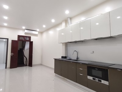 Trần Hưng Đạo 40m2 5 tầng Oto tránh, phân lô 12.5 tỷ 1