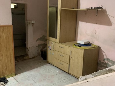 Nhà chính chủ trong ngõ thông ra đường trương định và nguyễn an ninh. an ninh tốt. 1