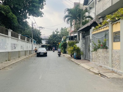 Bán đất tặng nhà trọ 97m2 hxh lã xuân oai chỉ 4ty1 1