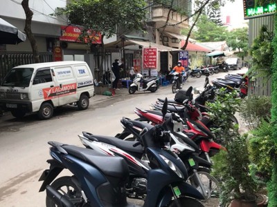 Cho thuê mặt bằng kinh doanh địa chỉ : số 11 ngõ 165 dương quảng hàm - quận cầu giấy 1