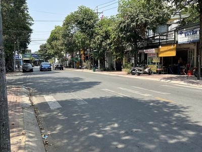 Chính chủ bán nhà mặt tiền đường Trương Định, P. Hiệp Thành, TP Thủ Dầu Một. 1