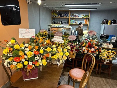 Sang nhượng gấp quán cafe do bận tập trung công việc không quản lý được nên cần nhượng hoặc tìm bạn 0