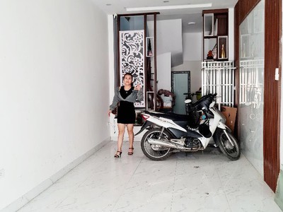 Bán nhà vĩnh hưng , khu vực gần chợ, bãi gửi xe otonhu cầu cao, 35m 4.3 tỷ 2