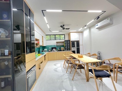 Siêu phẩm 2 mặt ngõ, lâm du-bồ đề, 90m x 4 tầng, thoáng trước sau, gara, tặng nội thất cao cấp 2