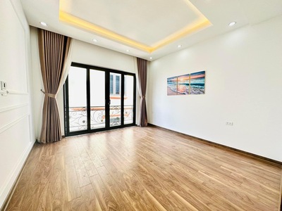 Nhanh  nhà mặt ngõ lĩnh nam kinh doanh hơn 90 triệu/m. ngõ thông. kd 48m hơn 4t. 1
