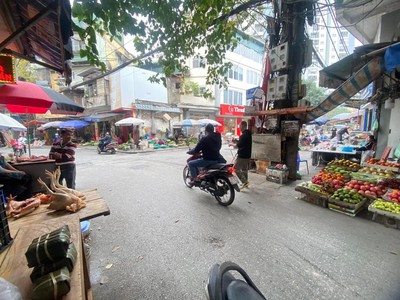 Vespa điện mới 90%, bảo hành 3 tháng, hơn 5tr 1248