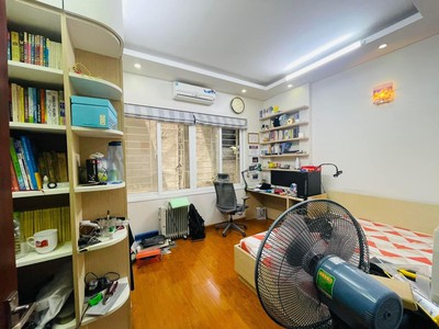 Rẻ quá- 5.9 tỷ sở hữu siêu phẩm- đào tấn, ba đình- 5 tầng đẹp long lanh-sổ vuông đét 3