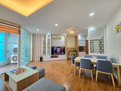 Giá tốtchung cư 173 xuân thủy 110m2, 3pn, nội thất đẹp ở luôn, chỉ 5.4 tỷ 0