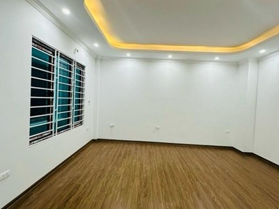 Bán gấp nhà mới tinh,kinh doanh online,sổ đỏ đẹp, 34m2x 4t,mt 7.2m giá 3.65 tỷ thương lượng 2