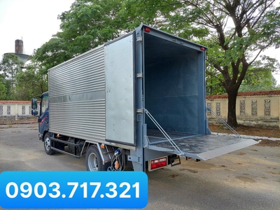 Bán xe tải Jac 2 tấn JAC N200S thùng kín bửng nâng giá tốt giao xe nhanh 2
