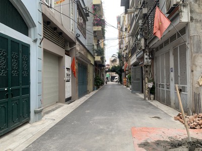 Bán đất mặt ngõ 95 phố Sài Đồng, gần hồ, kinh doanh dễ dàng, tặng nhà cấp 4 đang cho thuê 8 triệu 1